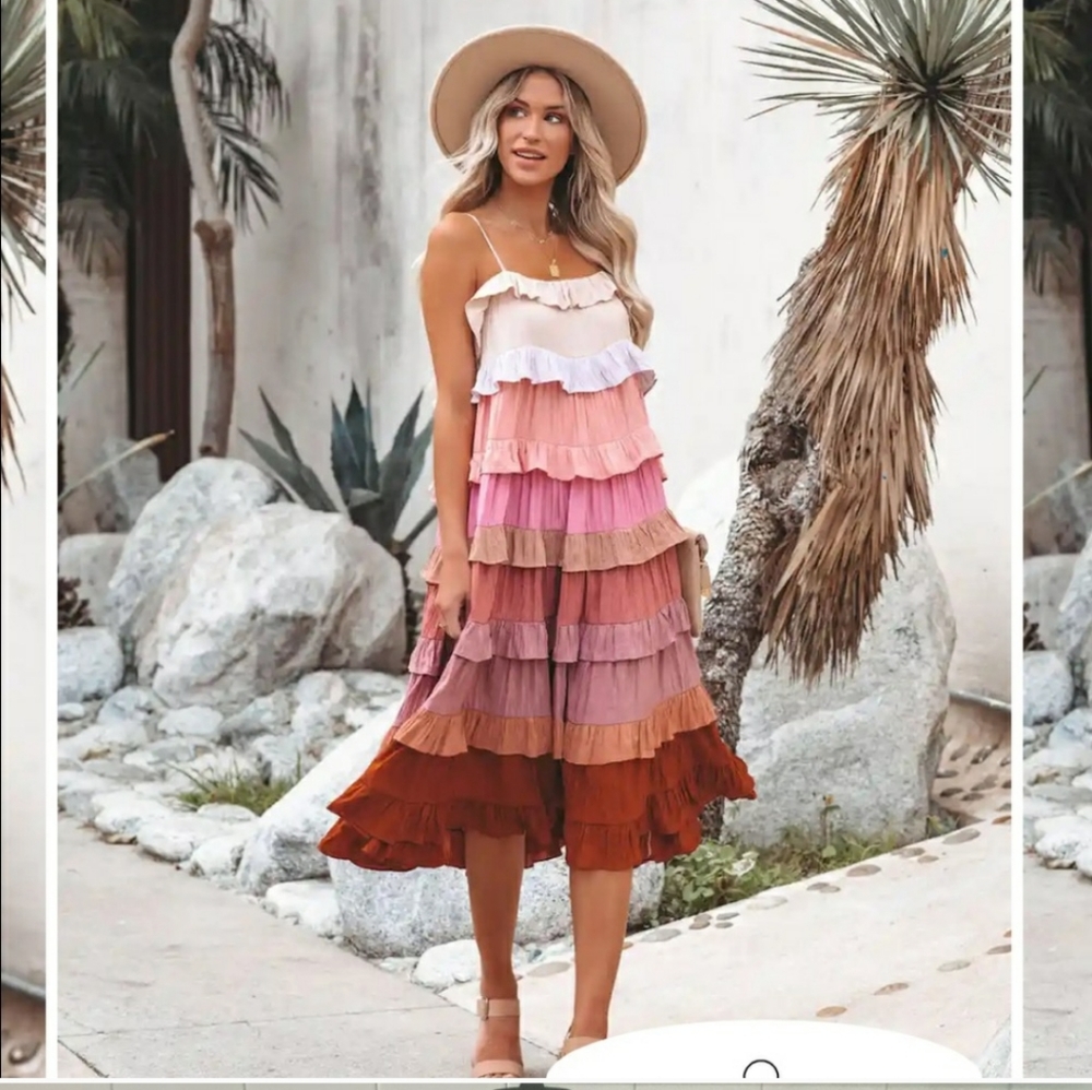 VICI Augustin Ruffle tiered midi dress